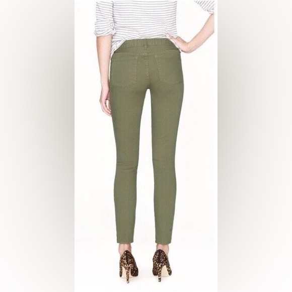 J. Crew Olive Green Toothpick Skinny Ankle Jeans - Size 26 - Like New Condition - Picture 2 of 4
